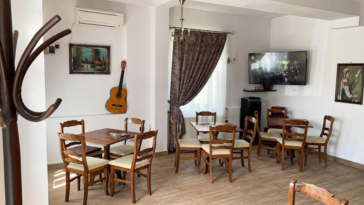 Pensiunea Casa Rica Călimăneşti Dış mekan fotoğraf
