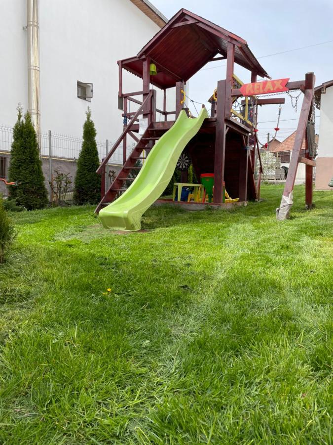 Pensiunea Casa Rica Călimăneşti Dış mekan fotoğraf